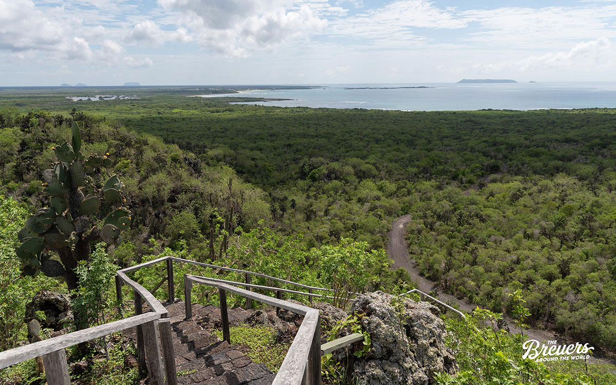 Aussichtspunkt über Isabela im Nationalpark Galapagos