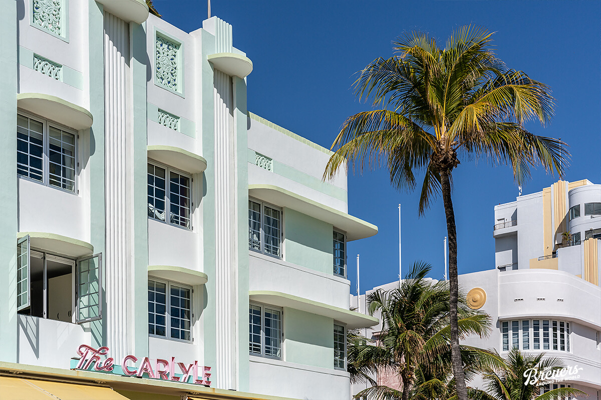 The Carlyle am Ocean Drive in Miami Beach
