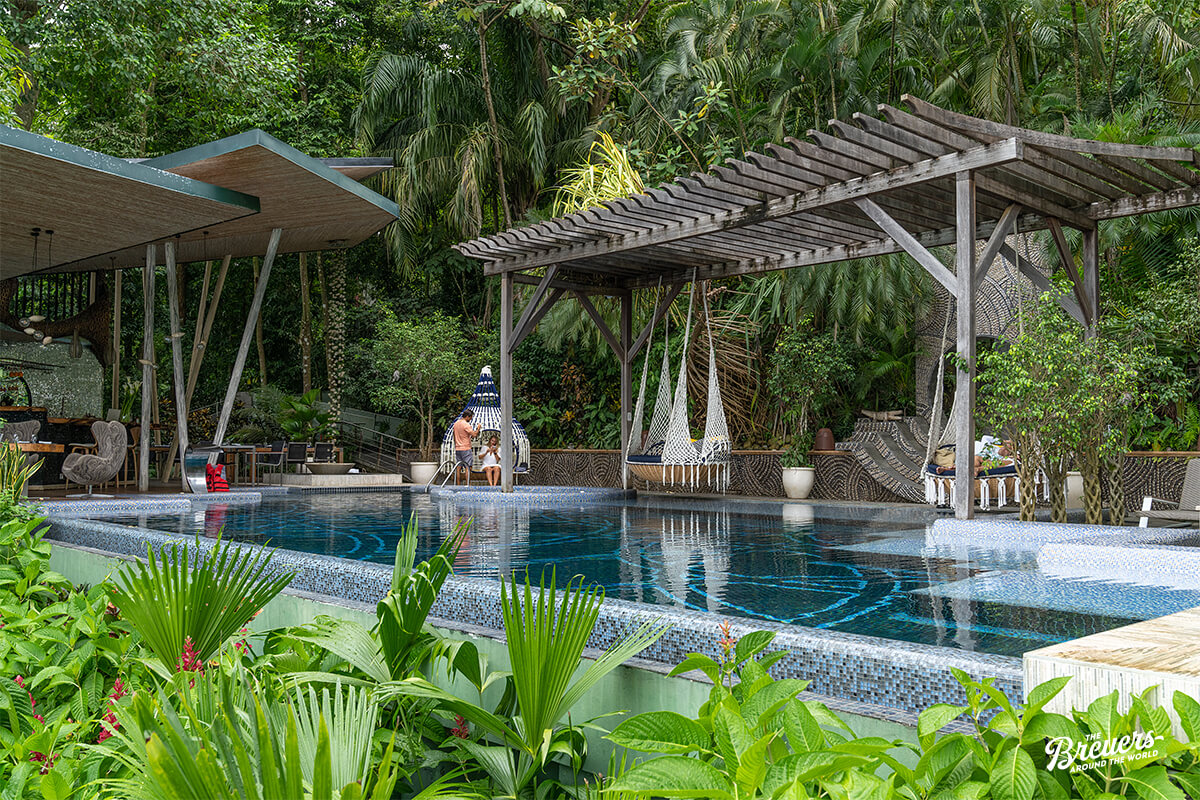 Pool im Hotel Makanda in Costa Rica