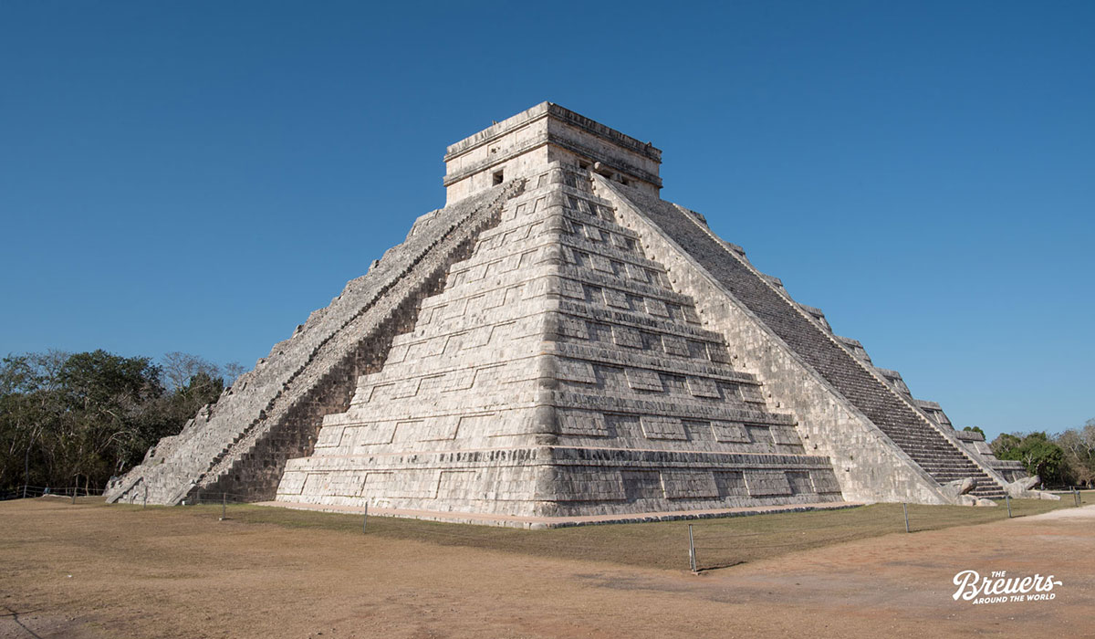 Chichen Itza Pyramide auf Yucatan in Mexiko