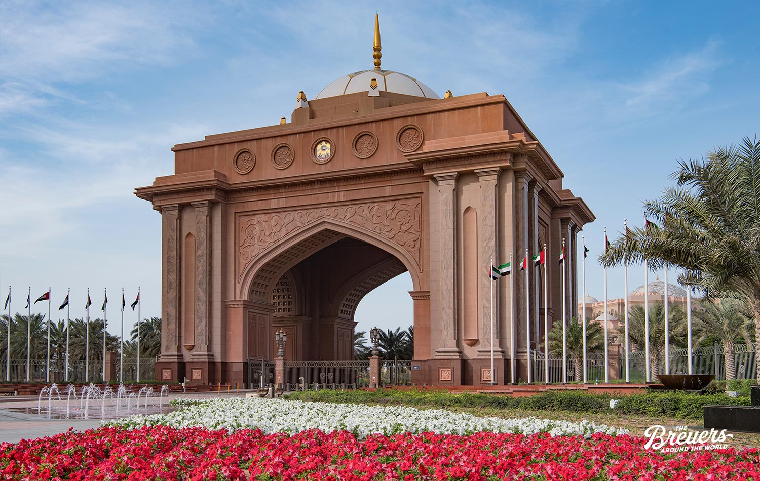 Gate vom Emirates Palace Hotel in Abu Dhabi