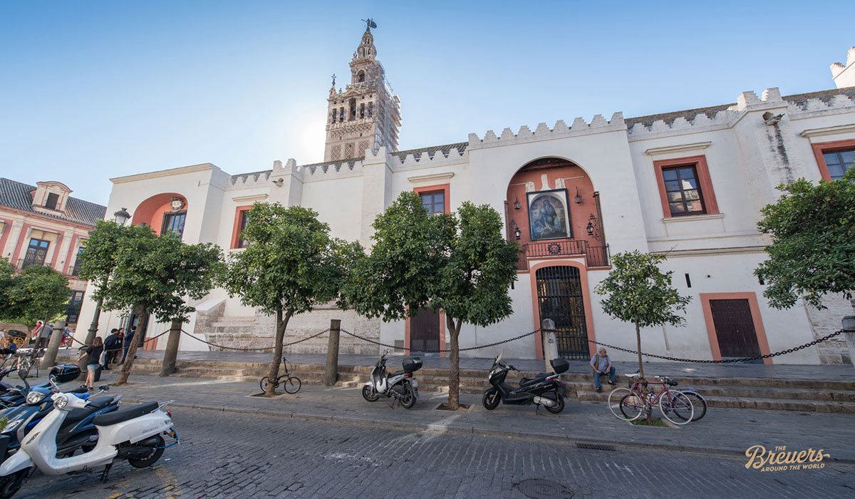 Giralda im Zentrum von Sevilla
