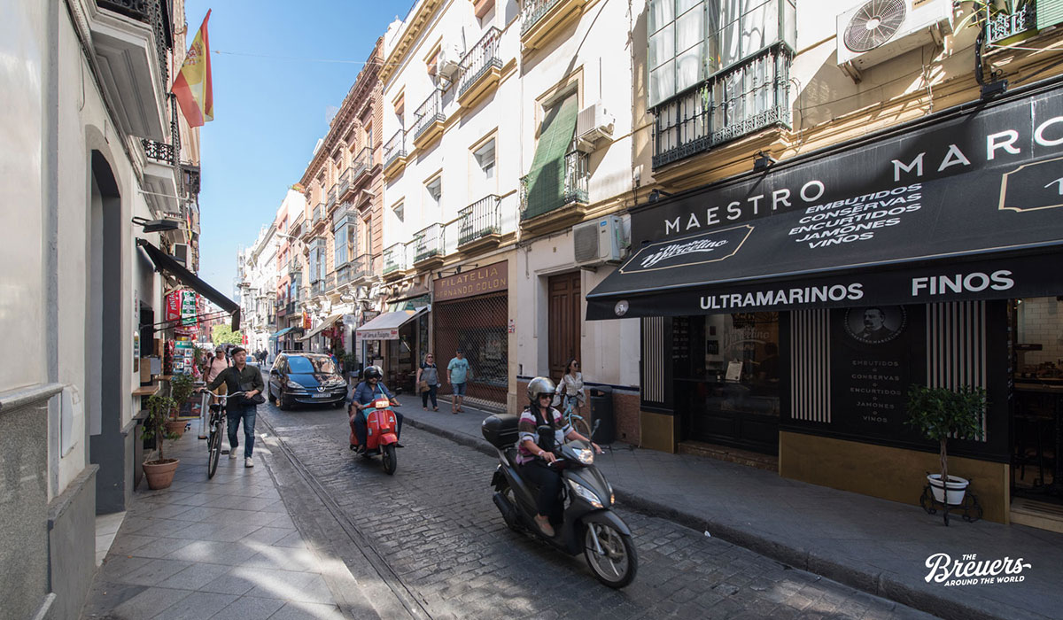 Die Tapas Bars laden zur Pause ein auf einer Reise durch Andalusien