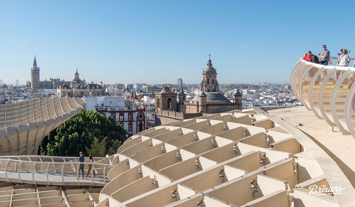 Vom Metropol Parasol hat man einen tollen Blick über die Innenstadt von Sevilla