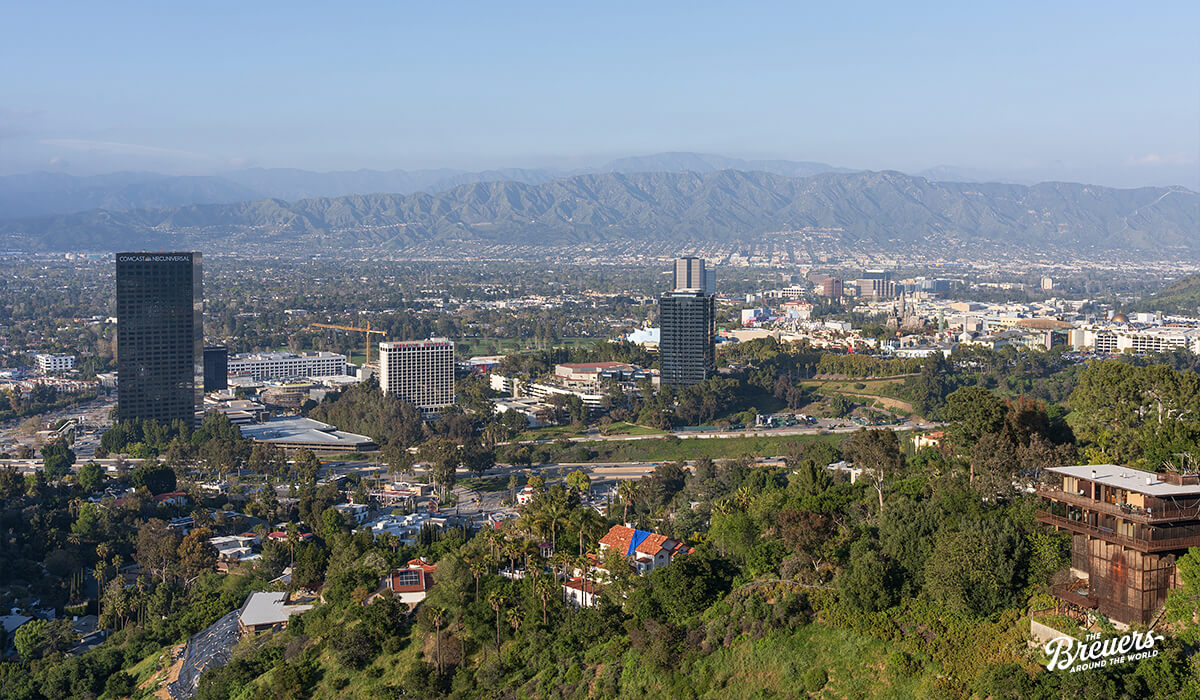 Universal City Overlook am Mulholland Drive in Hollywood mit Blick auf Burbank